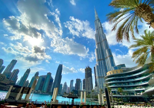 Blick auf den Burj Khalifa in Dubai